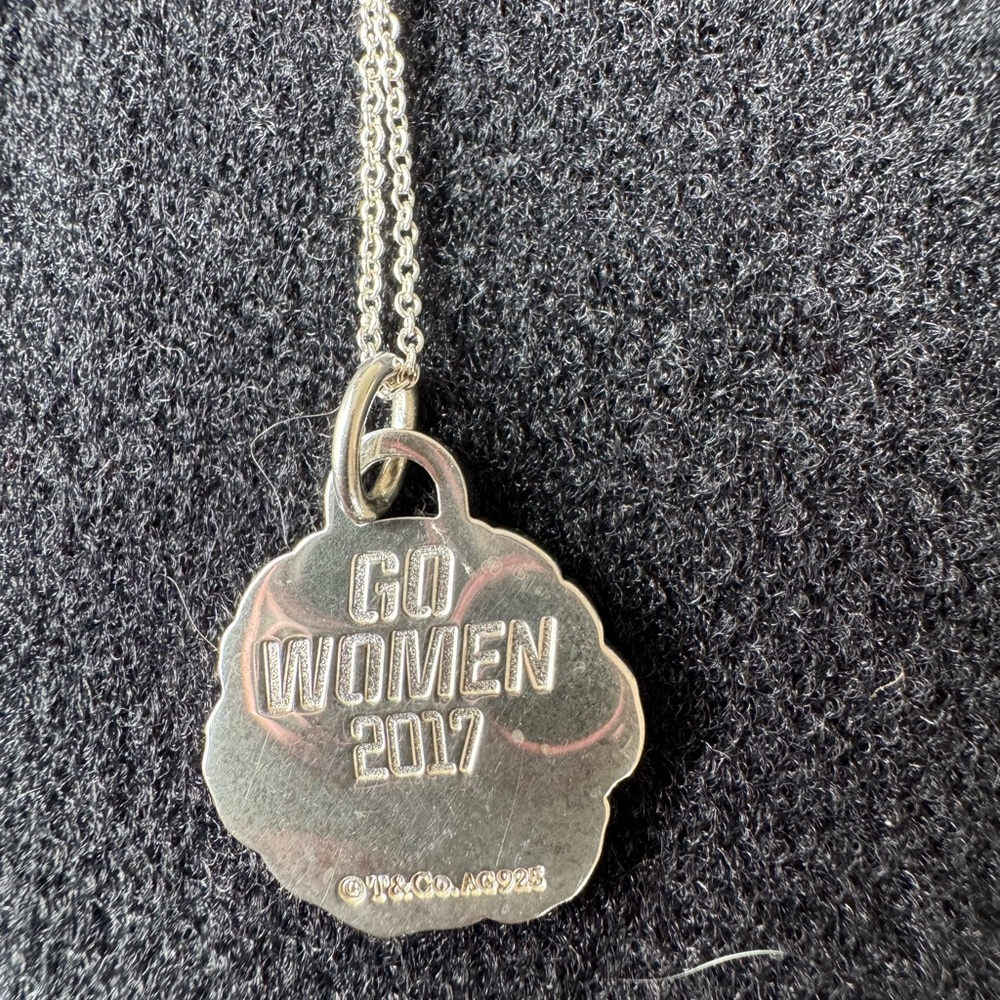 Tiffany & Co. Go Women 2017 ROSE NAGOYA necklace - Picture 3 of 8